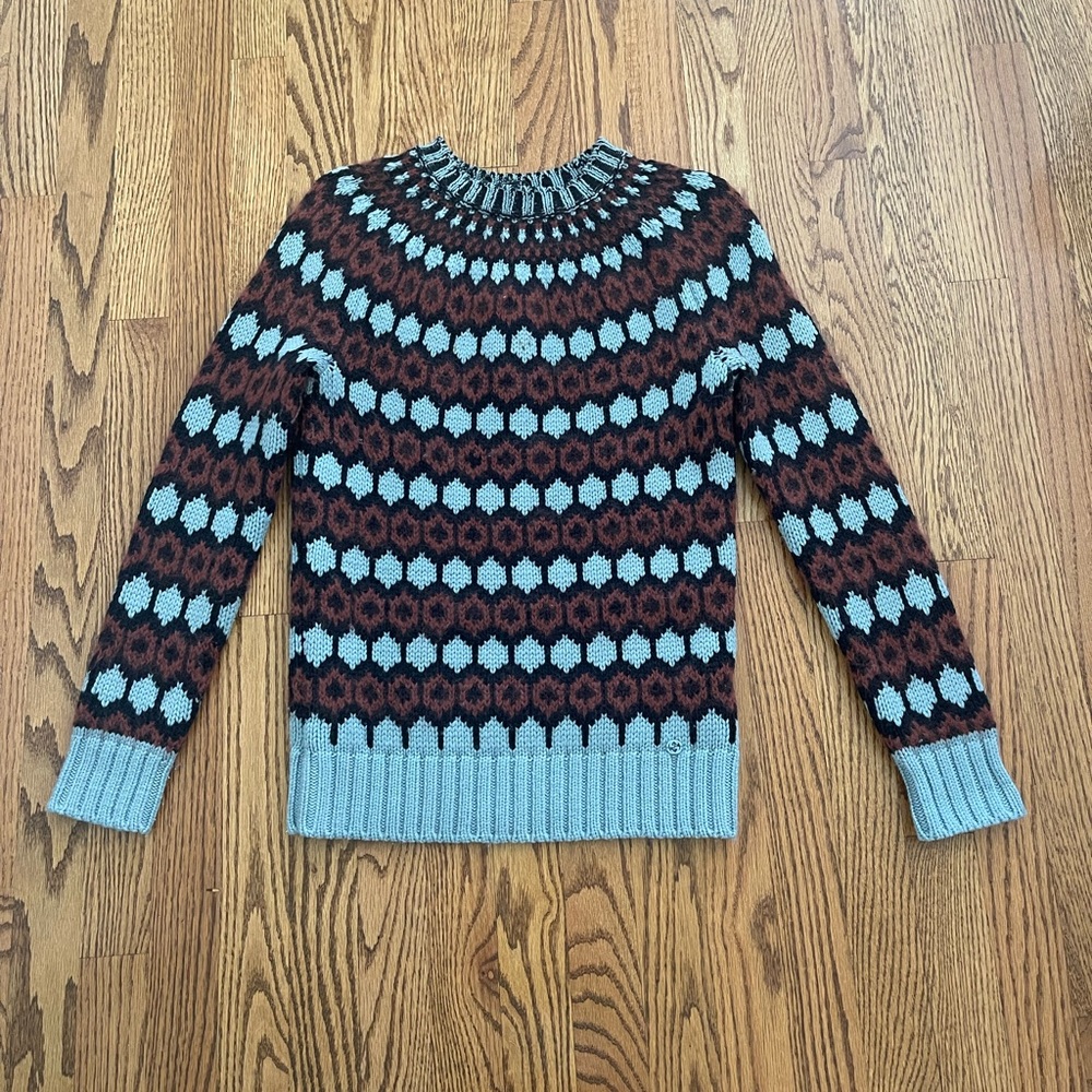 Gucci sweater, size small